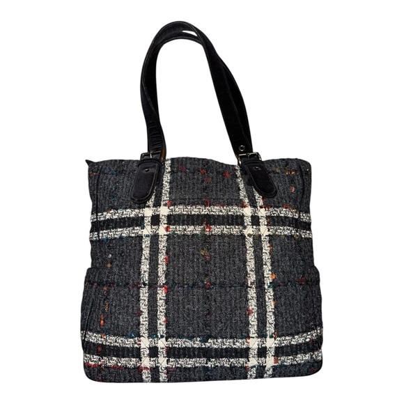 Vera Bradley Black and White Textured Tote Bag - Picture 4 of 8